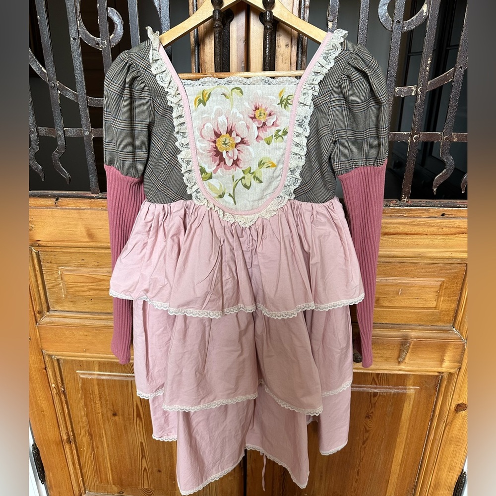 Dollcake Florence Floral tiered long sleeve dress. Girls 12.